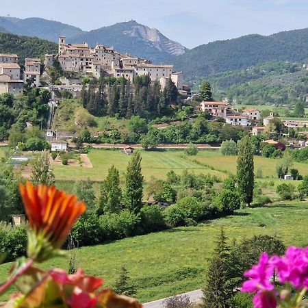 Borgo San Valentino Aparthotel Arrone Екстериор снимка
