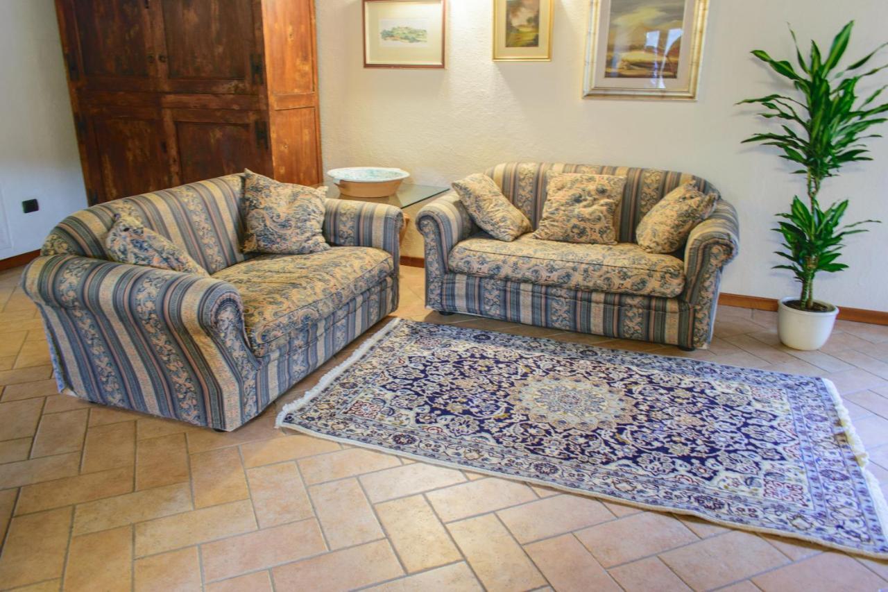Borgo San Valentino Aparthotel Arrone Екстериор снимка