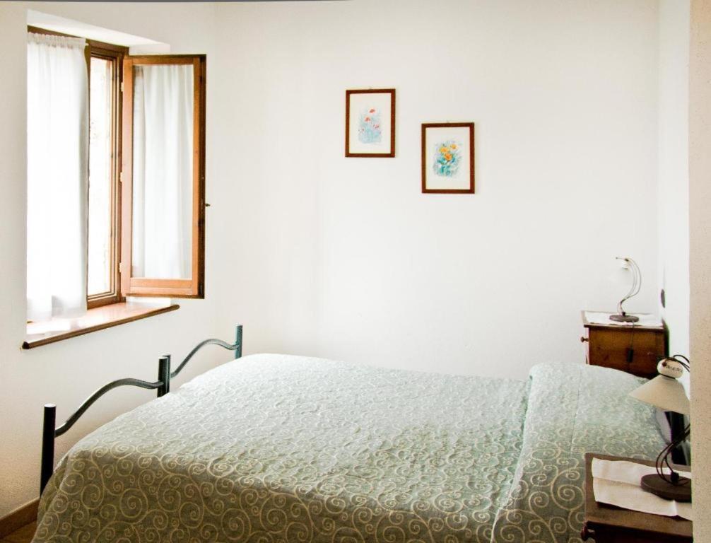 Borgo San Valentino Aparthotel Arrone Екстериор снимка