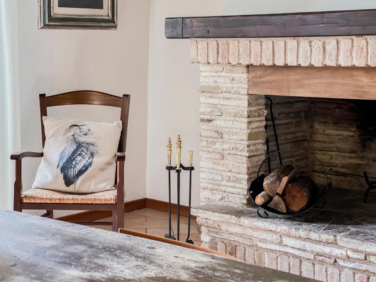 Borgo San Valentino Aparthotel Arrone Екстериор снимка