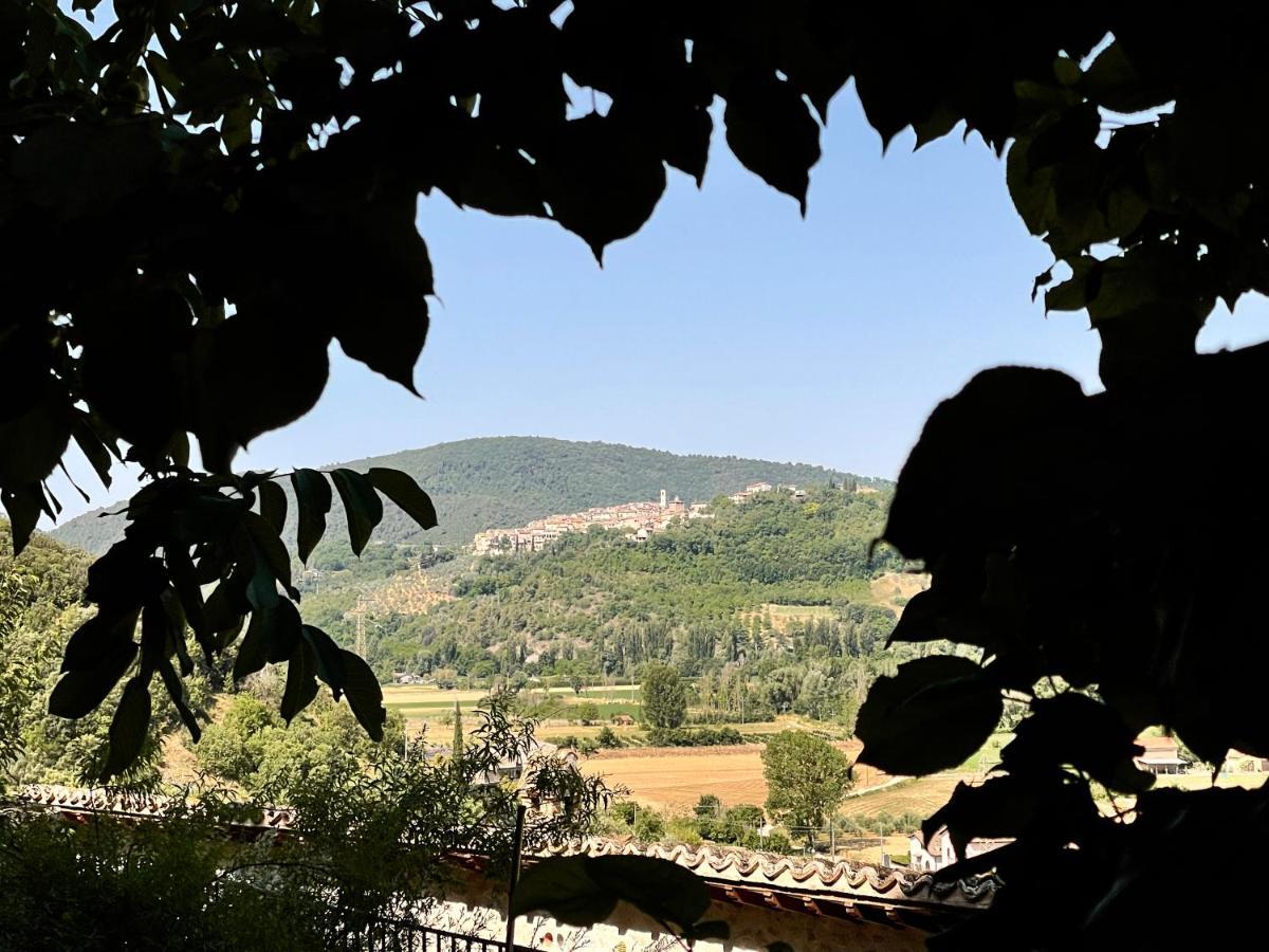 Borgo San Valentino Aparthotel Arrone Екстериор снимка